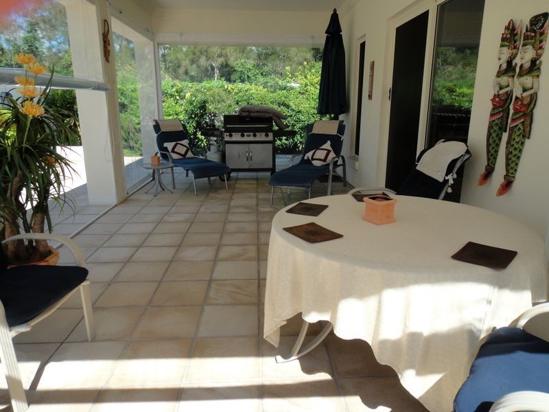 2 Mainsail Place, Twin Waters QLD 4564