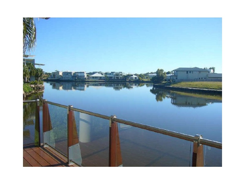 2/20 Anchorage Circuit, Twin Waters QLD 4564