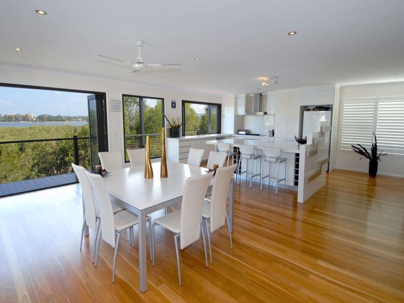 35 Moorings Circuit, Twin Waters QLD 4564