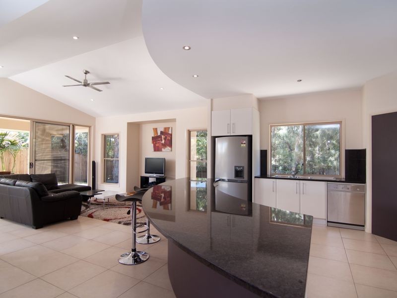 75 Baywater Drive, Twin Waters QLD 4564