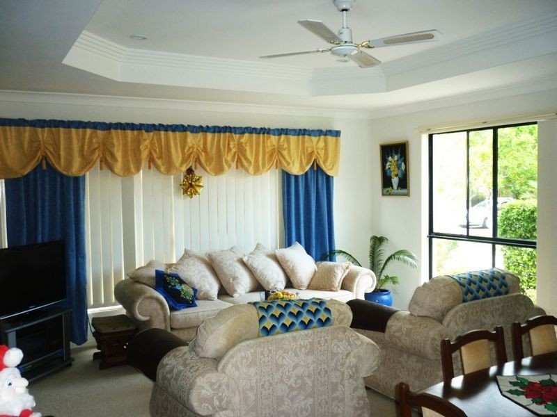 6 Skipper Place, Twin Waters QLD 4564