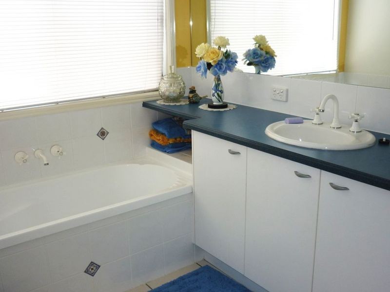 6 Skipper Place, Twin Waters QLD 4564