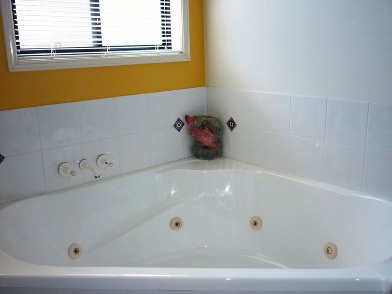 6 Skipper Place, Twin Waters QLD 4564