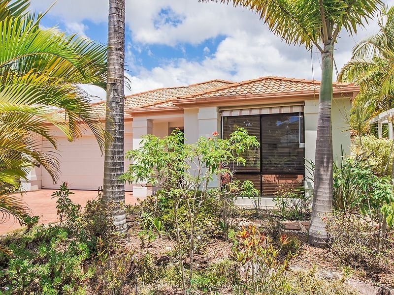 9 Baker Finch Place, Twin Waters QLD 4564