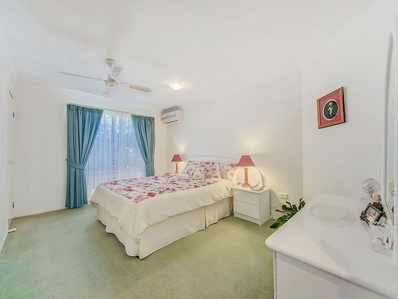 9 Baker Finch Place, Twin Waters QLD 4564