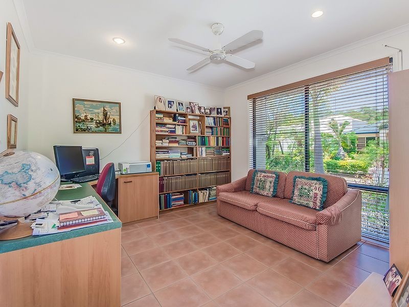 9 Baker Finch Place, Twin Waters QLD 4564