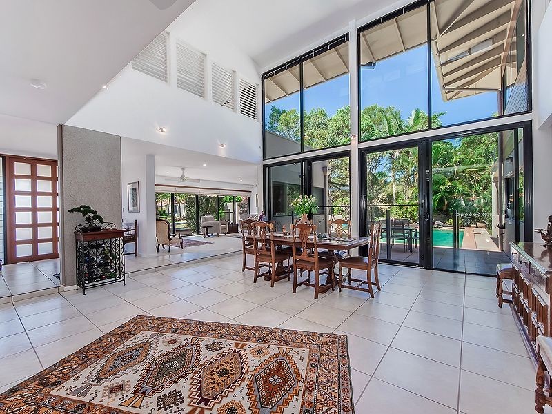 6 Baker Finch Place, Twin Waters QLD 4564