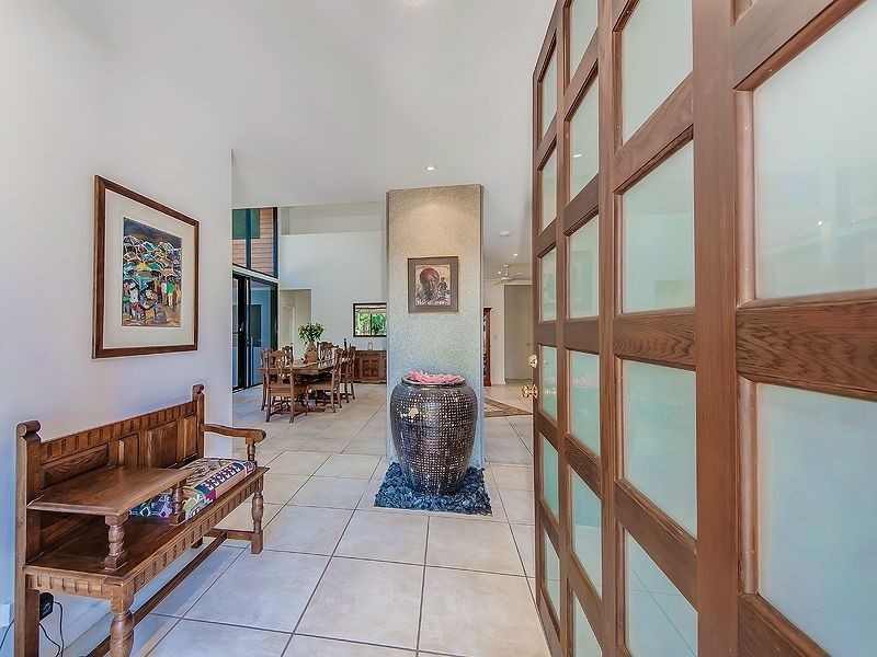 6 Baker Finch Place, Twin Waters QLD 4564