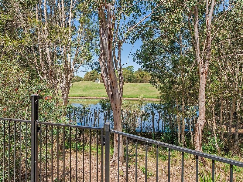 6 Baker Finch Place, Twin Waters QLD 4564