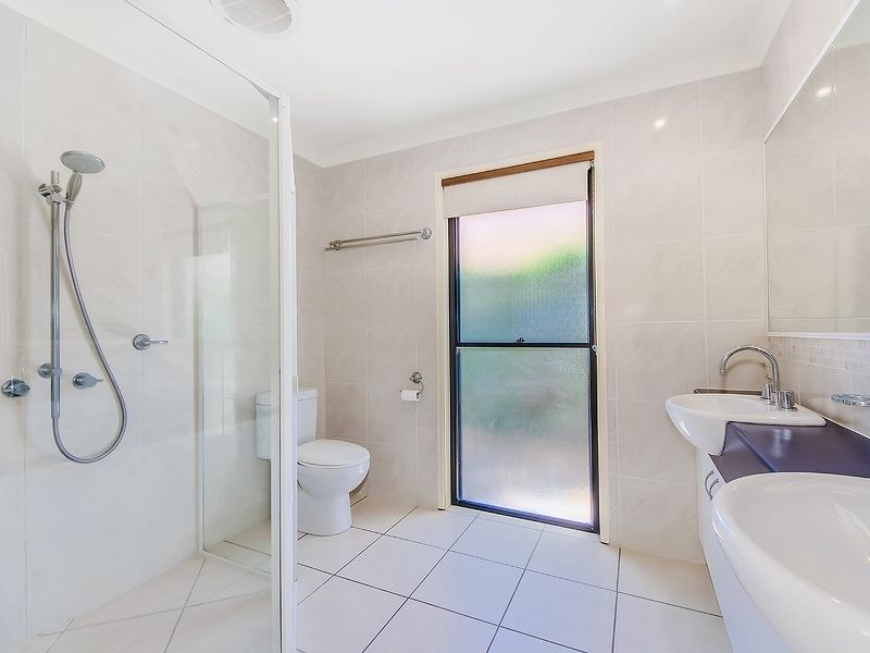 16 Friarbird Place, Twin Waters QLD 4564