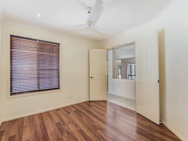 16 Friarbird Place, Twin Waters QLD 4564