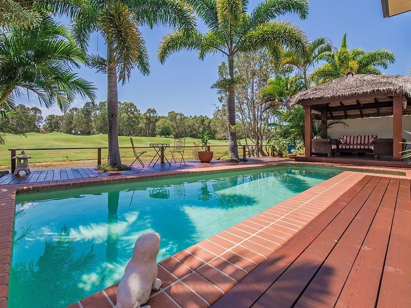 16 Baker Finch Place, Twin Waters QLD 4564