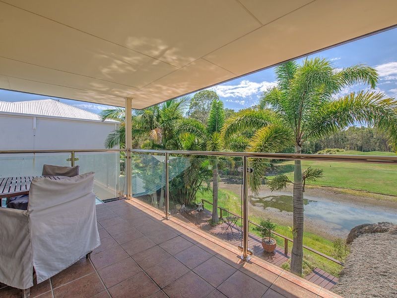16 Baker Finch Place, Twin Waters QLD 4564