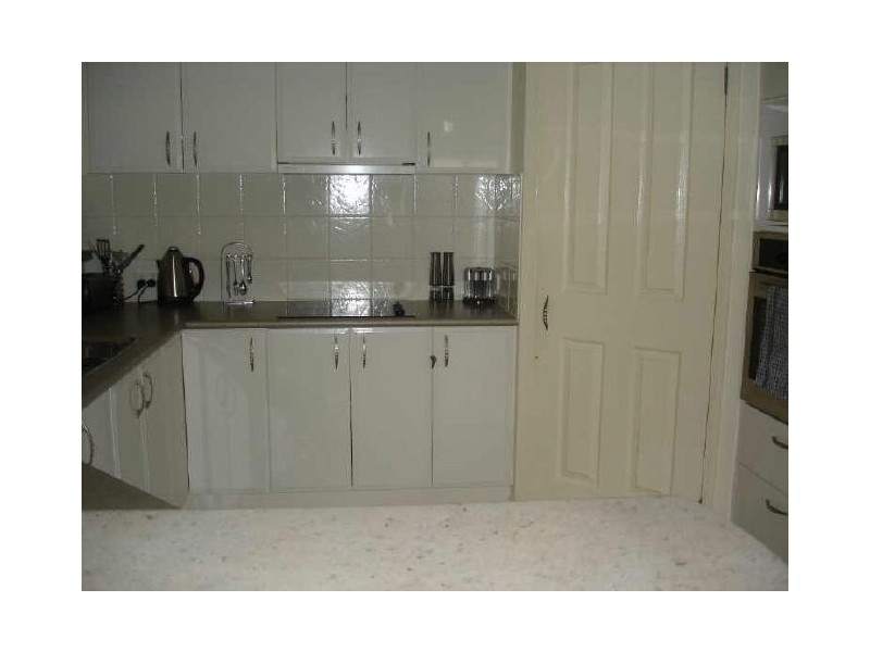 8 Veerings Crescent, Twin Waters QLD 4564