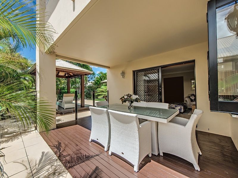 4 Staysail Place, Twin Waters QLD 4564