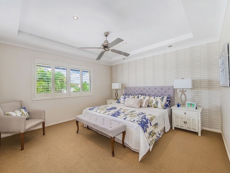 4 Staysail Place, Twin Waters QLD 4564