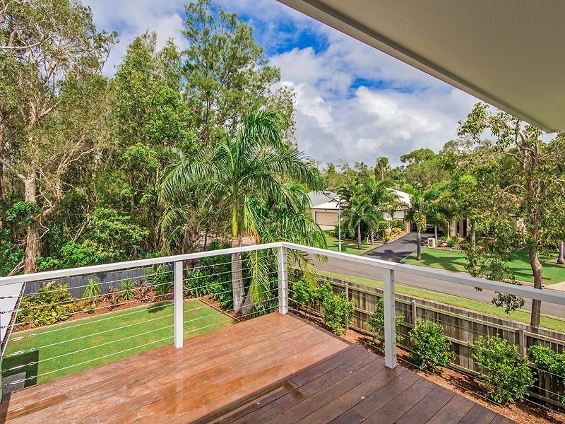 21 Friarbird Place, Twin Waters QLD 4564