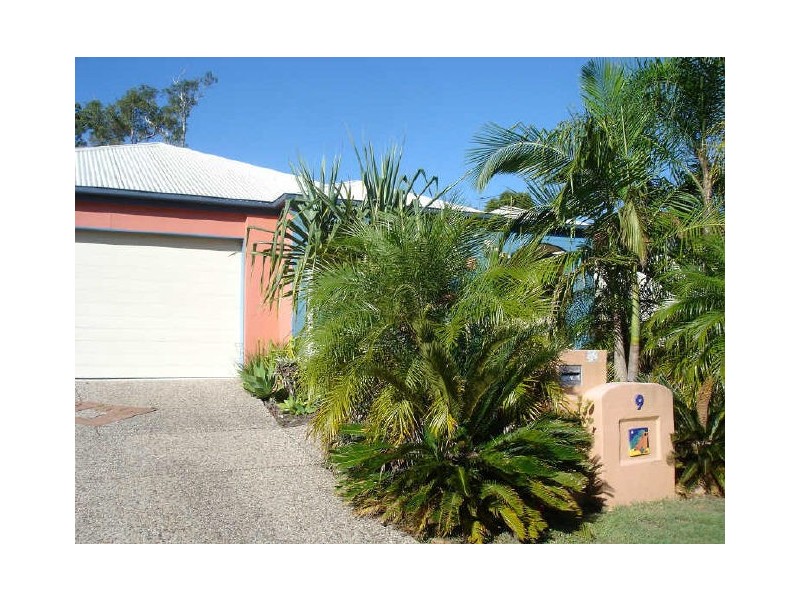 9 Cooloola Place, Twin Waters QLD 4564
