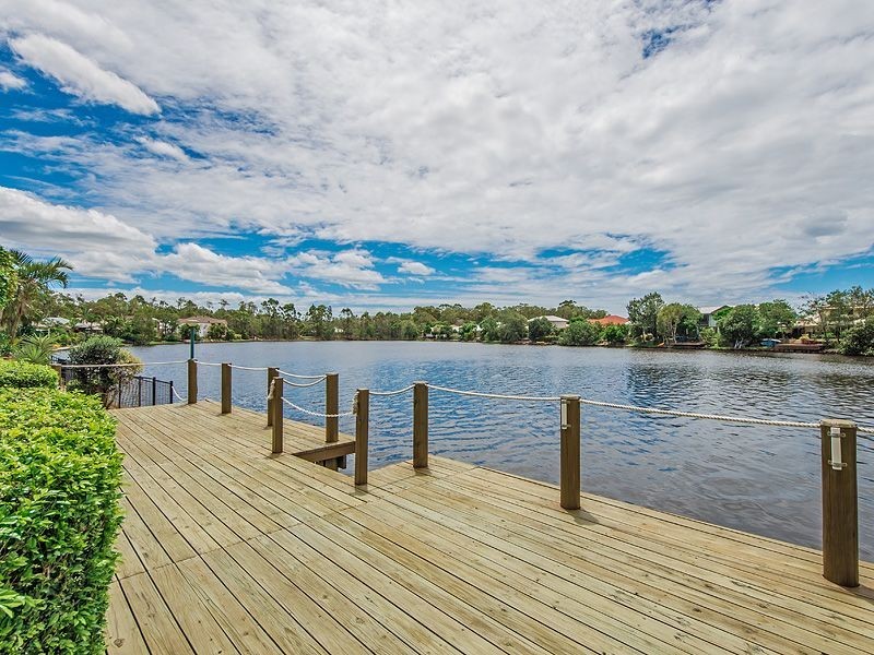 25 Tamarind Place, Twin Waters QLD 4564