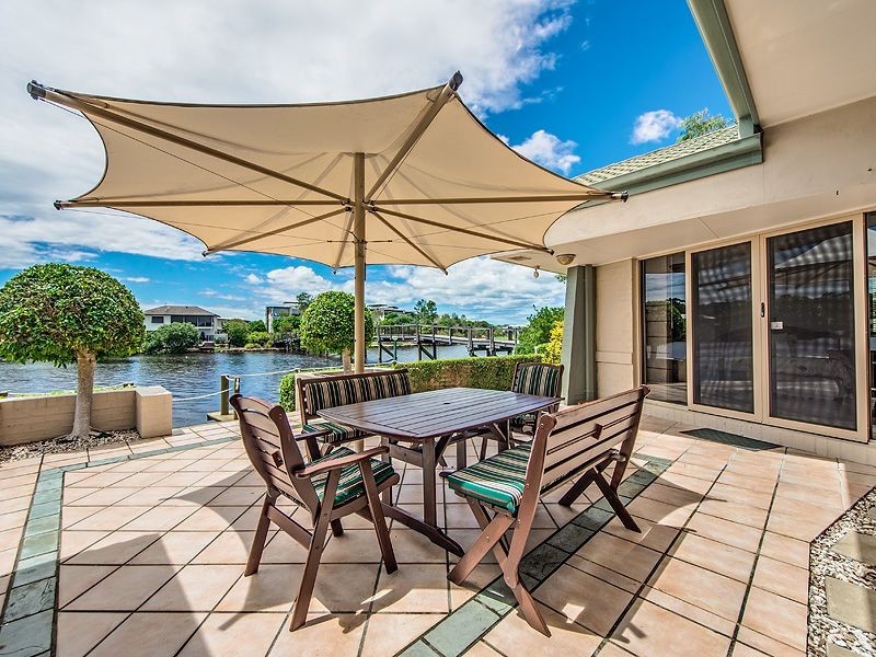 25 Tamarind Place, Twin Waters QLD 4564
