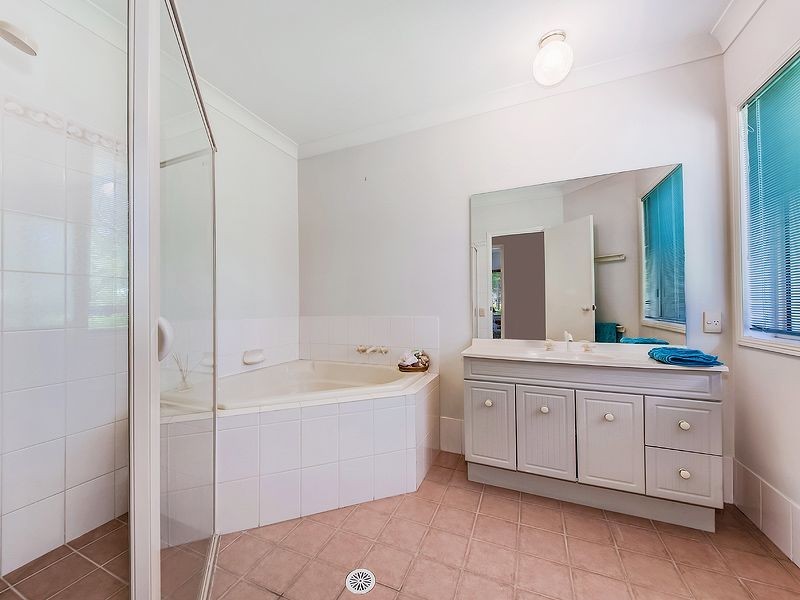 25 Tamarind Place, Twin Waters QLD 4564