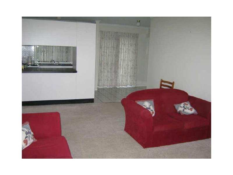 2/41 Keith Royal Drive, Marcoola QLD 4564