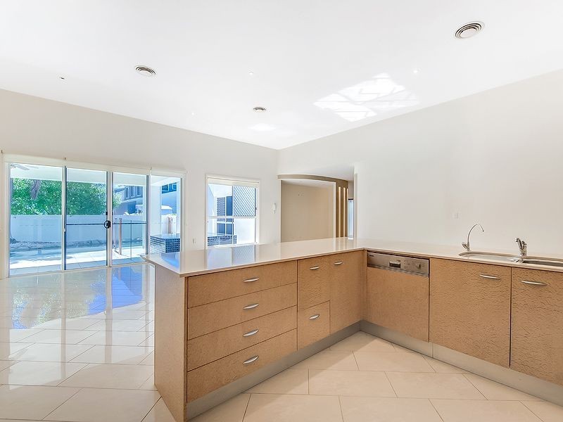 34 Stillwater Drive, Twin Waters QLD 4564