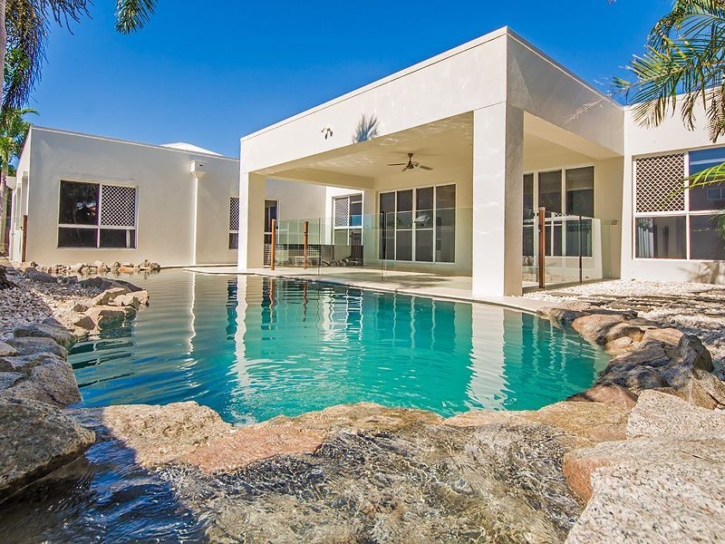 34 Stillwater Drive, Twin Waters QLD 4564