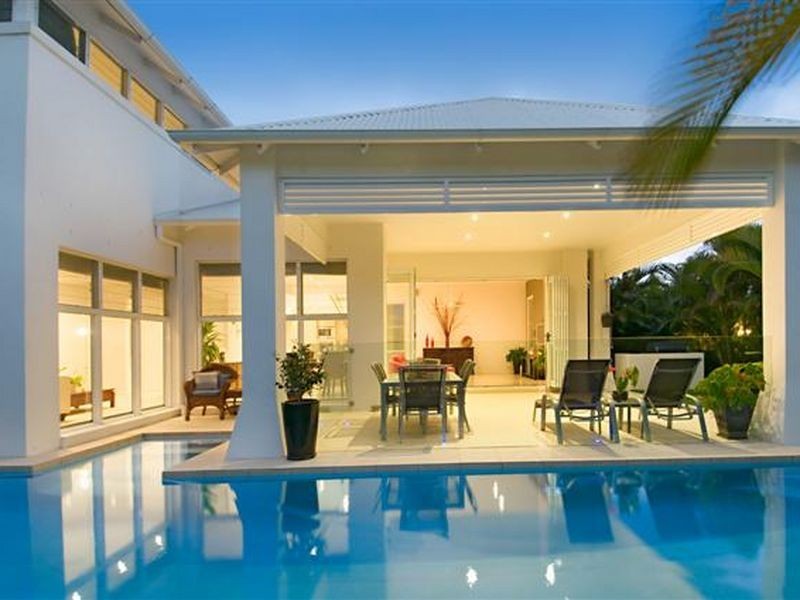 4 River Edge Court, Twin Waters QLD 4564