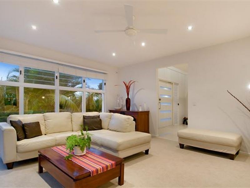 4 River Edge Court, Twin Waters QLD 4564