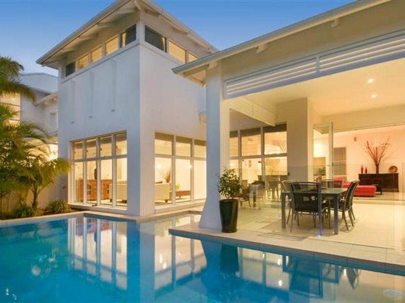 4 River Edge Court, Twin Waters QLD 4564