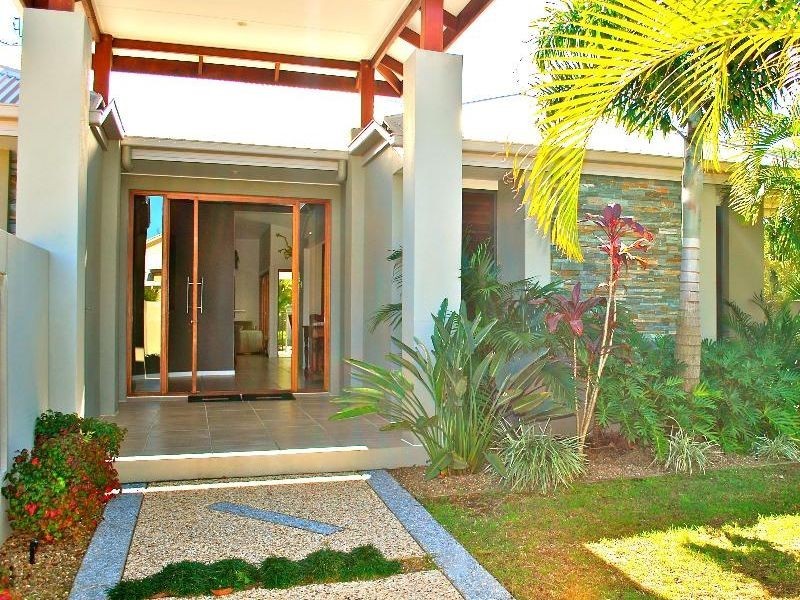 2 Oceanic Court, Twin Waters QLD 4564