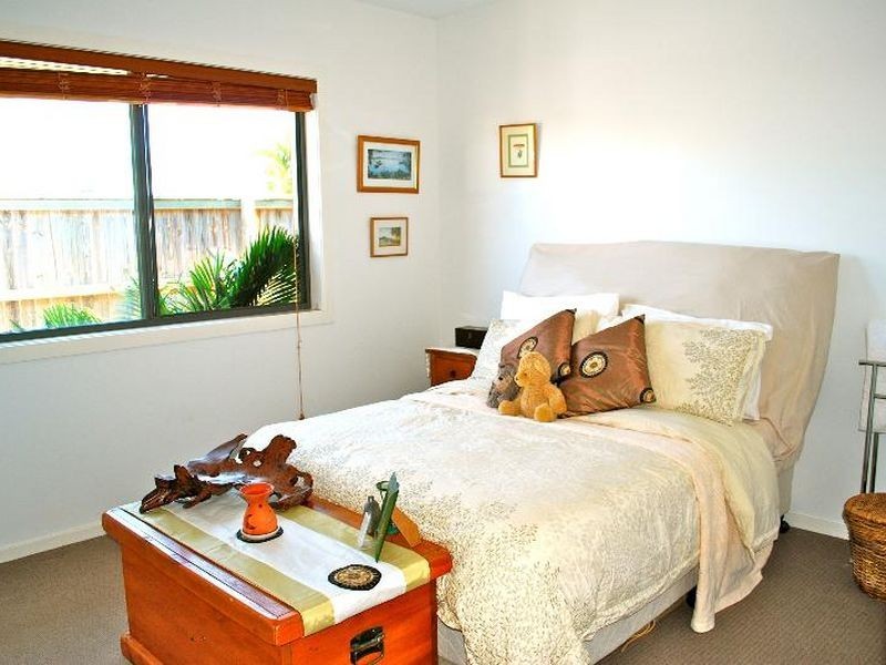 2 Oceanic Court, Twin Waters QLD 4564