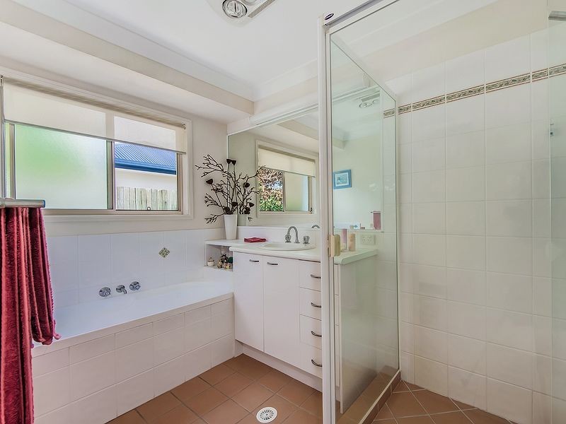 5 Friarbird Place, Twin Waters QLD 4564