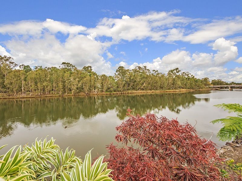 1 Barcoola Place, Twin Waters QLD 4564