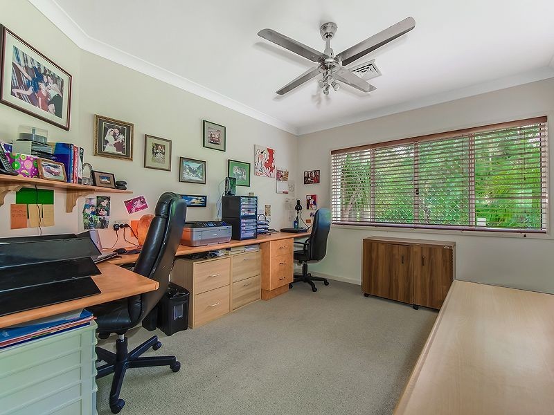 1 Barcoola Place, Twin Waters QLD 4564