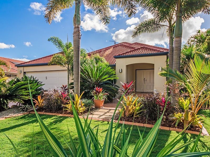 5 Mainsail Place, Twin Waters QLD 4564