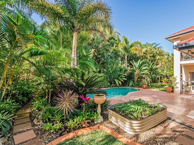 5 Mainsail Place, Twin Waters QLD 4564