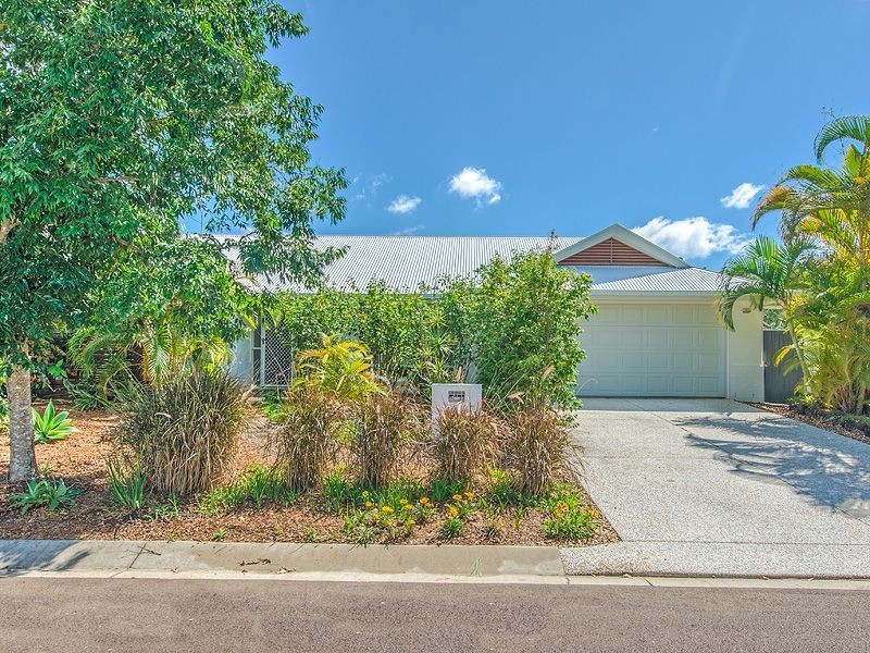 3 Senior Street, Twin Waters QLD 4564
