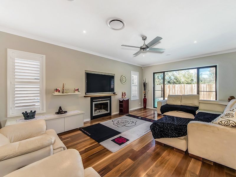 37 Moorings Circuit, Twin Waters QLD 4564