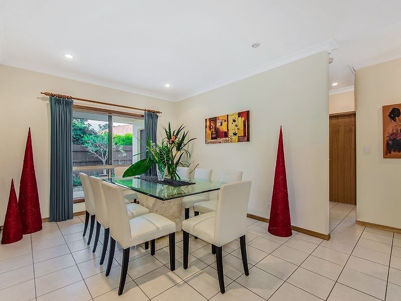 7 Baker Finch Place, Twin Waters QLD 4564