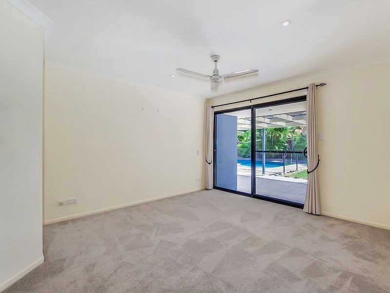 16 Friarbird Place, Twin Waters QLD 4564