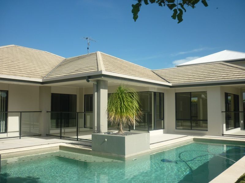 22 Veerings Crescent, Twin Waters QLD 4564