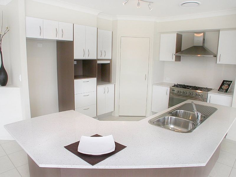 22 Veerings Crescent, Twin Waters QLD 4564