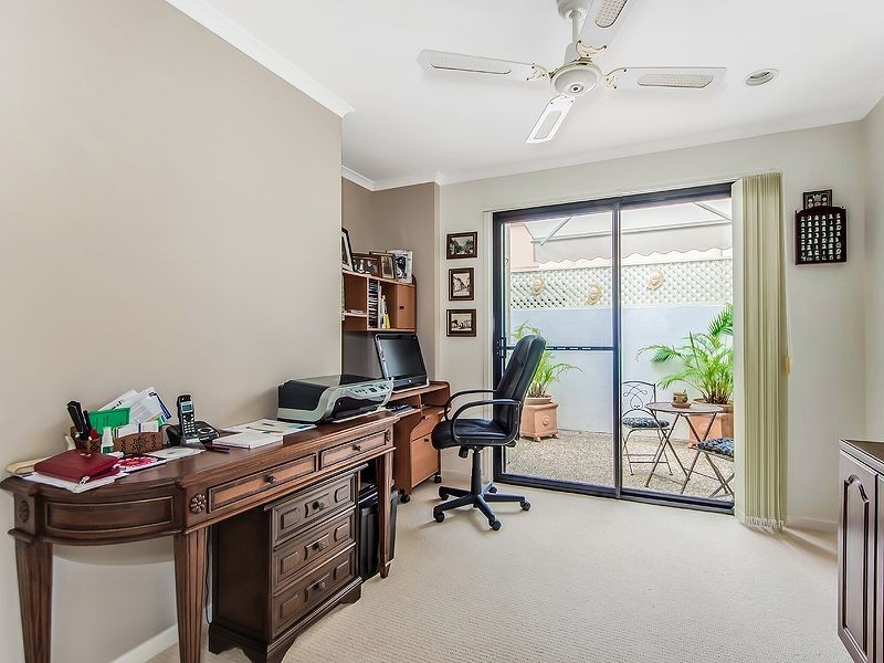 6 Tralee Place, Twin Waters QLD 4564