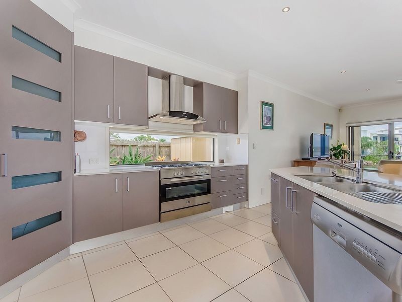 14 Oceanic Court, Twin Waters QLD 4564