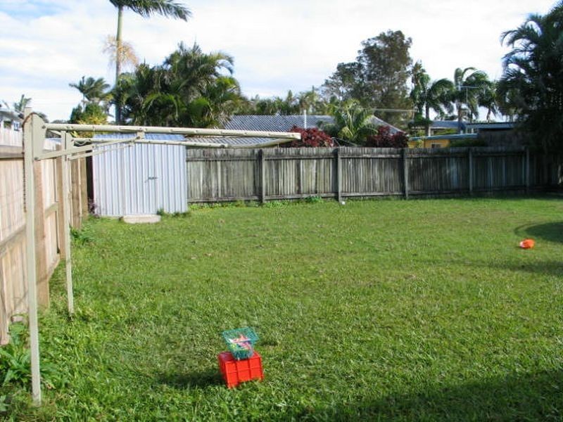 21 Kumbar Street, Pacific Paradise QLD 4564