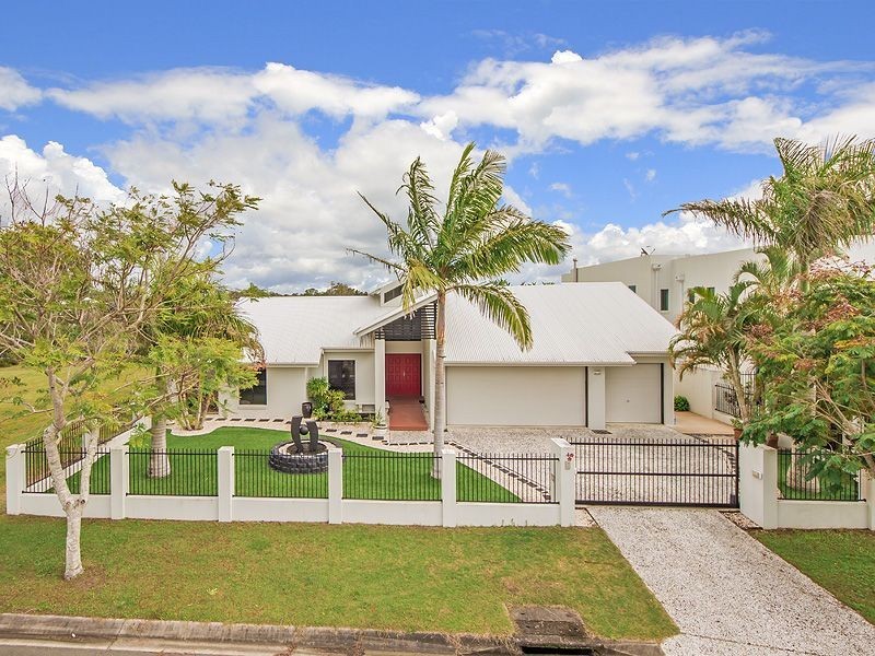 4 Blue Water Court, Twin Waters QLD 4564
