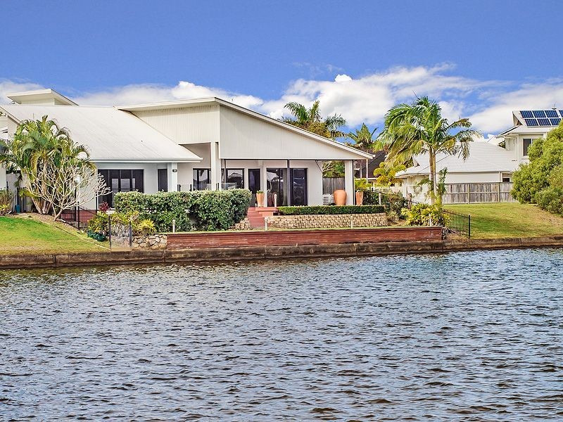 4 Blue Water Court, Twin Waters QLD 4564