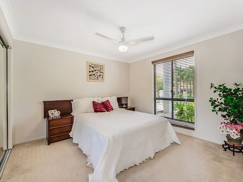 4 Blue Water Court, Twin Waters QLD 4564